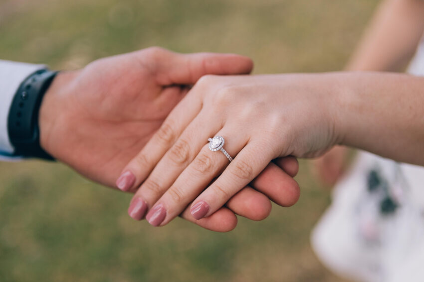 anello di fidanzamento con diamante